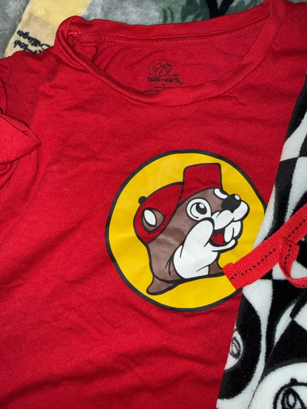 Buc-ee's Women's Red Pajama Top with Mascot Graphic